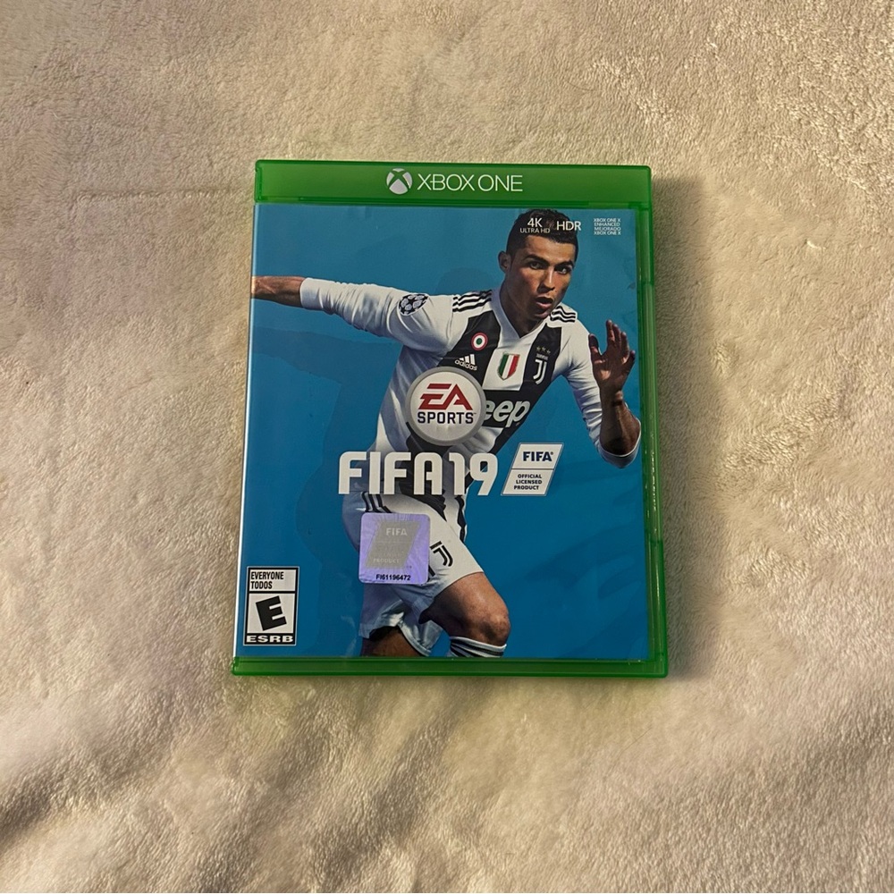 FIFA 19 Xbox One Game